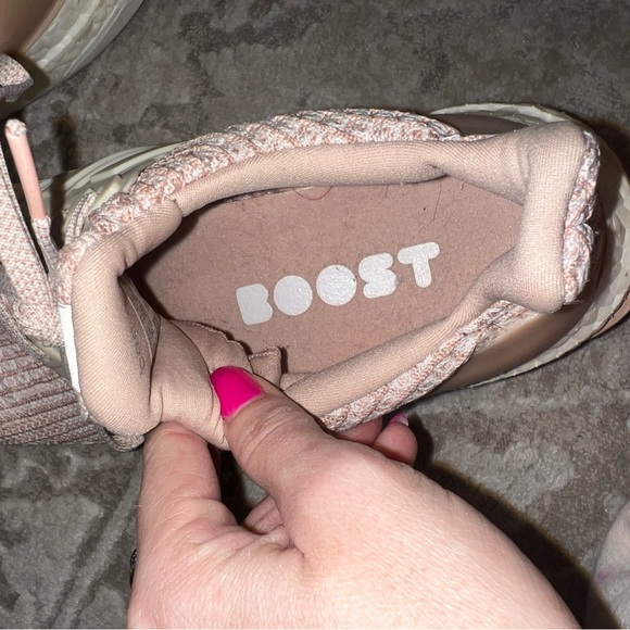Adidas ultraboost blush pink size 8 - Picture 6 of 6